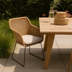 Lisomme Loki Rotan Tuinstoel Naturel - Met Zitkussen -Meubelwinkel 4cedf05472fa4fecaf47c24f5c441d34