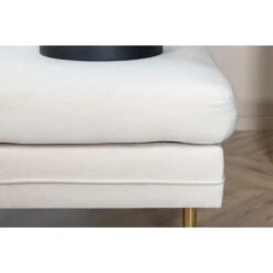 Svea - Tess Hocker - Velvet - Beige 14 Svea - Tess Hocker - Velvet - Beige -Meubelwinkel 5882e83ab68440bbac90a3786c9b3cd8